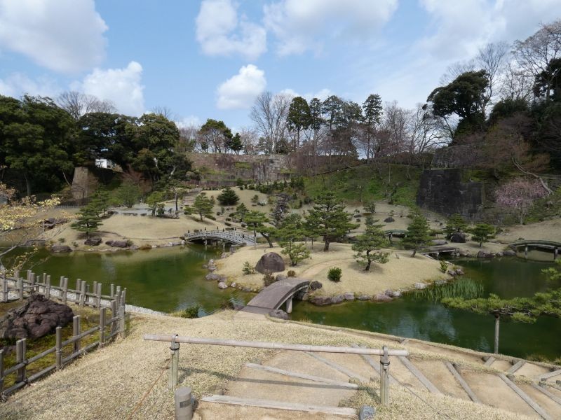 【１３：２５】高低差22メートルの広大な庭園・玉泉院丸庭園