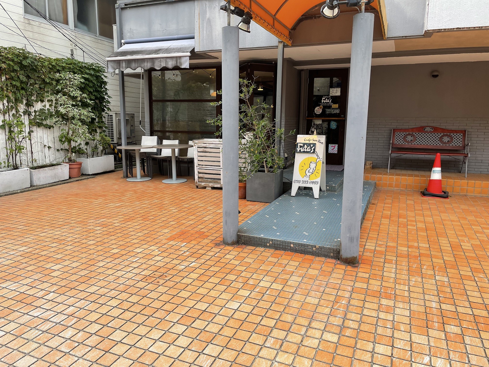 【１４：００】ビール好きは必見！「Craft Beer Dive Futa’s」でクラフトビールで締めくく り！