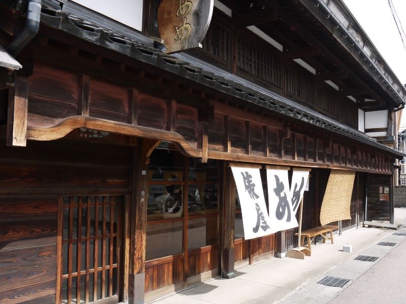 【１４：4５】幽霊だってほしくなる！？　天保元年から続く「じろあめ」のお店「あめの俵屋　本店」でお土産購入